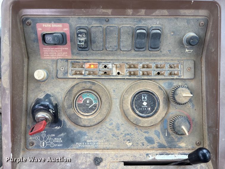 image for item FK1060 2000 John Deere 310SE backhoe