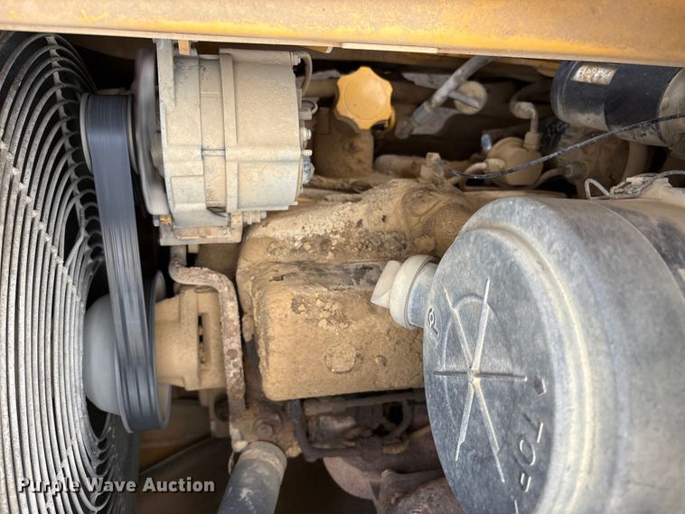 image for item FK1060 2000 John Deere 310SE backhoe