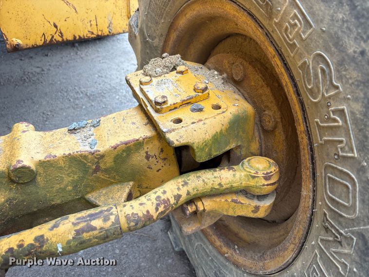 image for item FK1060 2000 John Deere 310SE backhoe