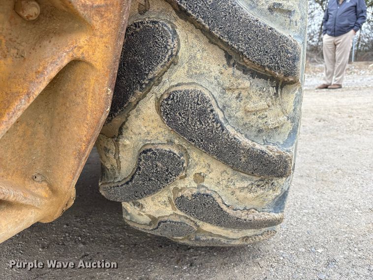 image for item FK1060 2000 John Deere 310SE backhoe