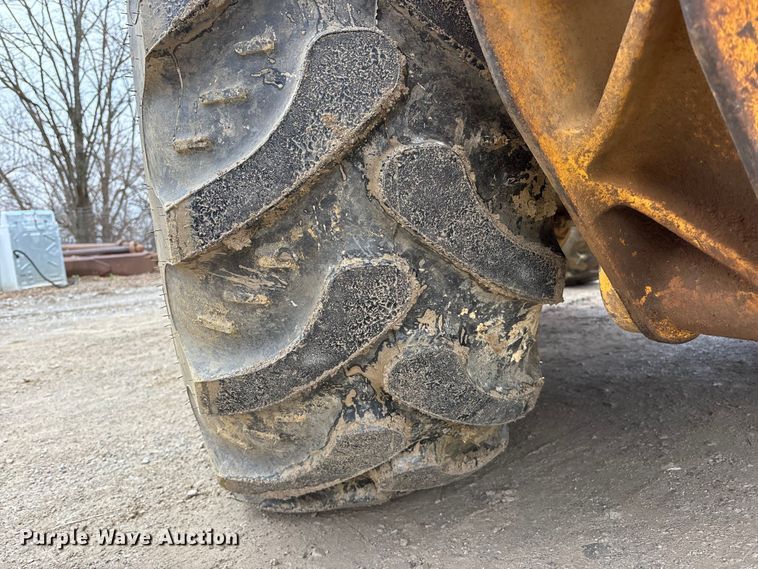 image for item FK1060 2000 John Deere 310SE backhoe