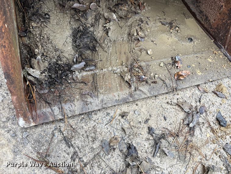 image for item FK1060 2000 John Deere 310SE backhoe