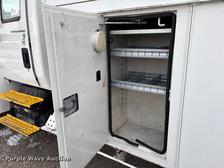 image for item FK1112 2003 International 4300 SBA bucket truck