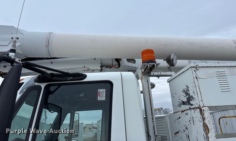 image for item FK1112 2003 International 4300 SBA bucket truck
