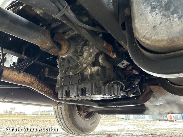 image for item FK1112 2003 International 4300 SBA bucket truck