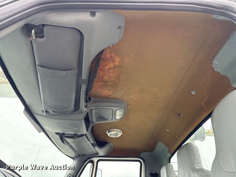 image for item FK1112 2003 International 4300 SBA bucket truck