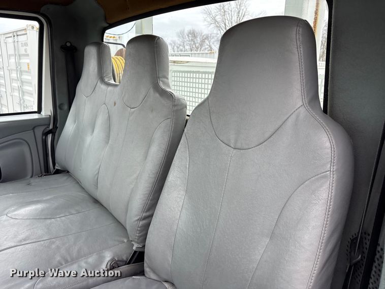 image for item FK1112 2003 International 4300 SBA bucket truck