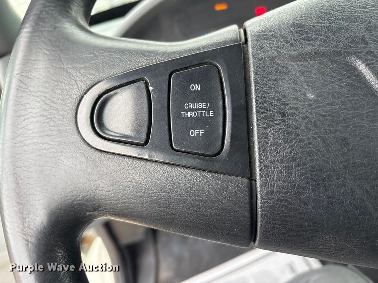 image for item FK1112 2003 International 4300 SBA bucket truck