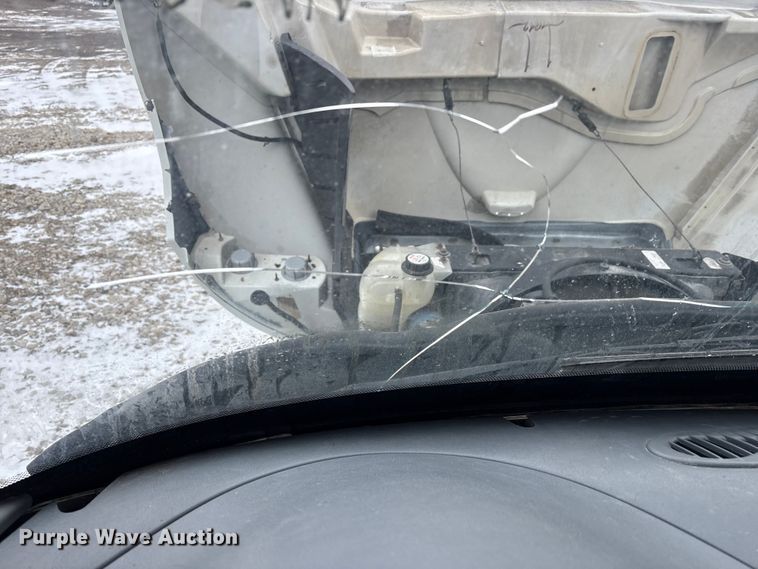 image for item FK1112 2003 International 4300 SBA bucket truck