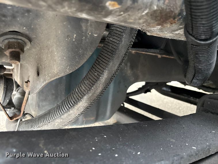 image for item FK1112 2003 International 4300 SBA bucket truck