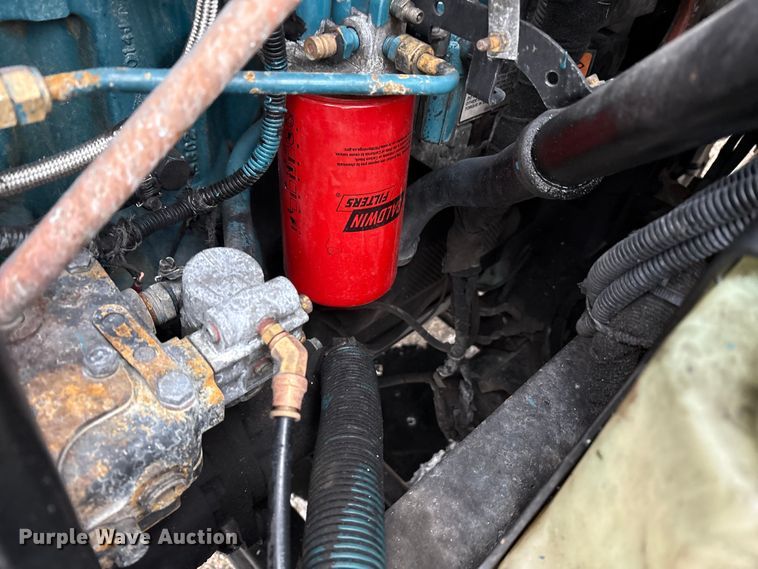 image for item FK1112 2003 International 4300 SBA bucket truck