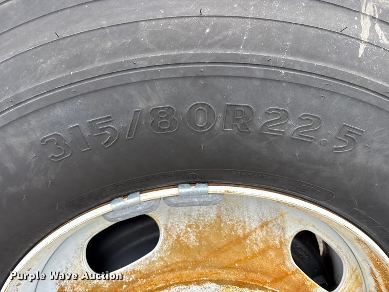 image for item FK1112 2003 International 4300 SBA bucket truck