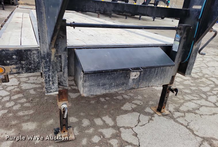 image for item NO9862 2022 BigTex 16GN equipment trailer