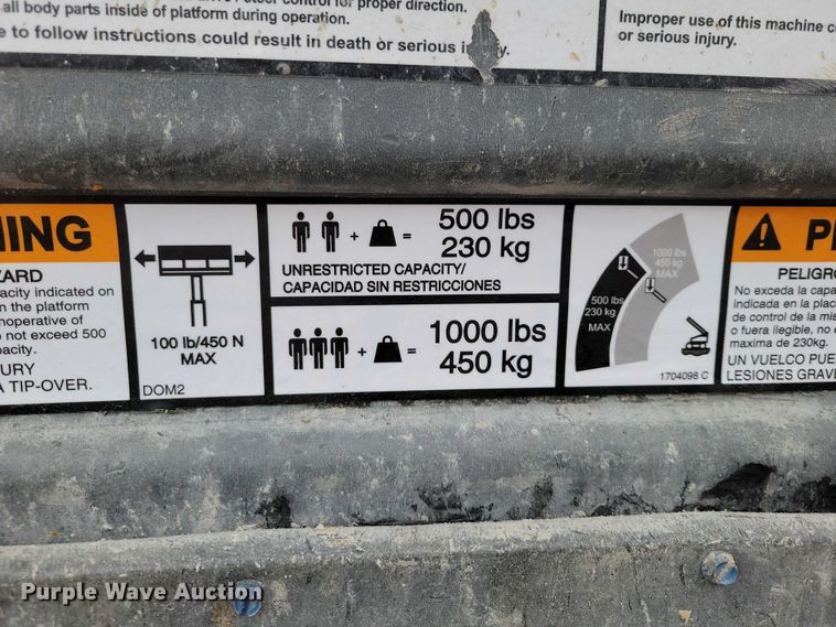 image for item NO9863 2006 JLG 400S boom lift