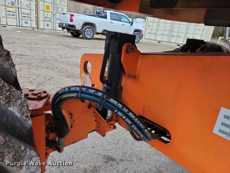 image for item NO9863 2006 JLG 400S boom lift