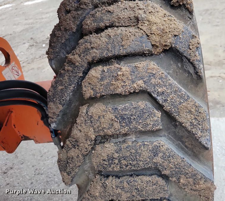 image for item NO9863 2006 JLG 400S boom lift