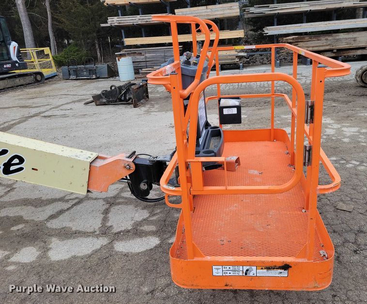 image for item NO9864 2007 JLG 400S boom lift