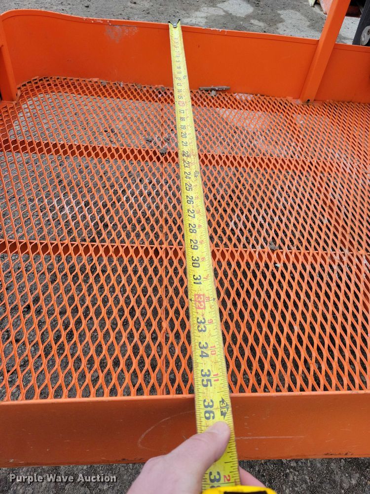 image for item NO9864 2007 JLG 400S boom lift