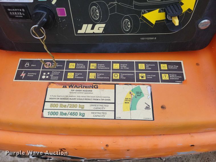 image for item NO9864 2007 JLG 400S boom lift