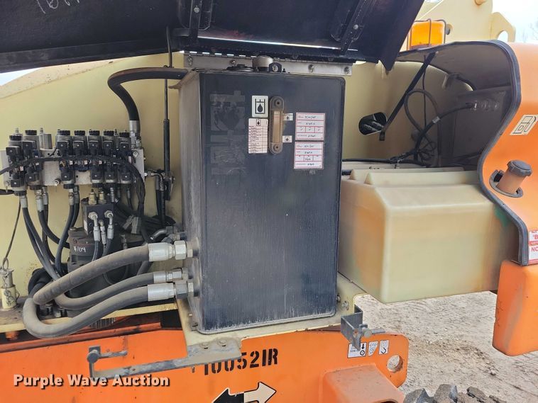 image for item NO9864 2007 JLG 400S boom lift