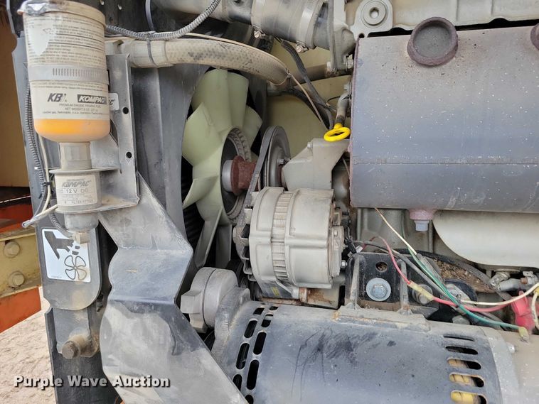 image for item NO9864 2007 JLG 400S boom lift