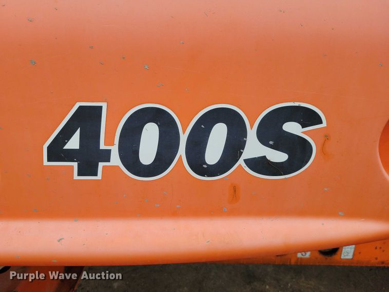 image for item NO9864 2007 JLG 400S boom lift