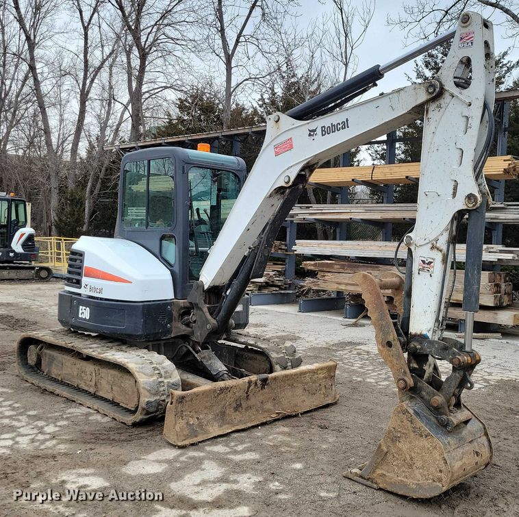 image for item NO9866 2017 Bobcat E50 mini excavator