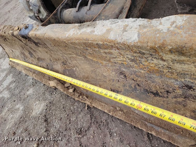 image for item NO9866 2017 Bobcat E50 mini excavator