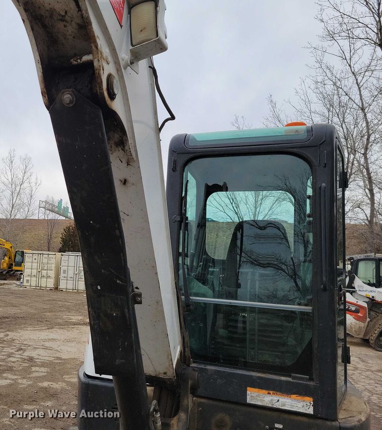 image for item NO9866 2017 Bobcat E50 mini excavator