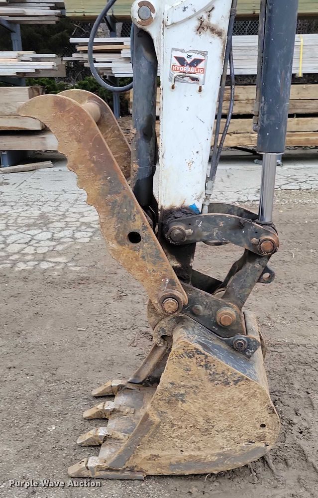 image for item NO9866 2017 Bobcat E50 mini excavator