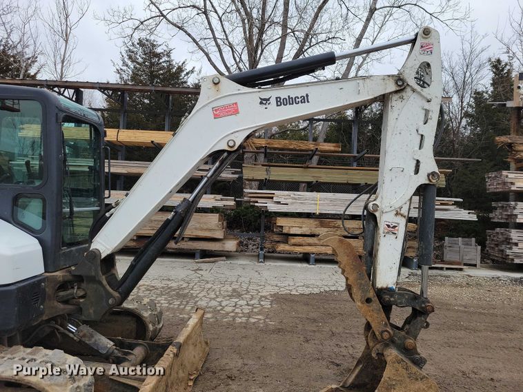 image for item NO9866 2017 Bobcat E50 mini excavator