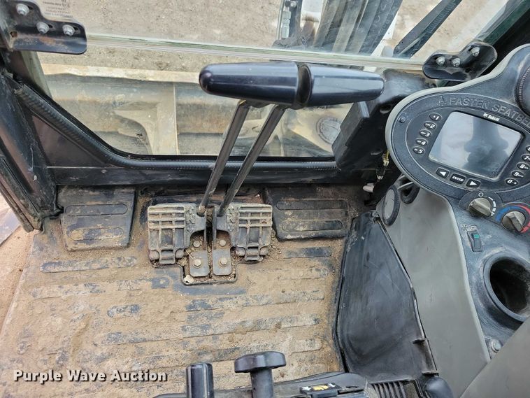 image for item NO9866 2017 Bobcat E50 mini excavator