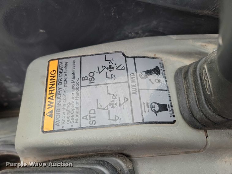 image for item NO9866 2017 Bobcat E50 mini excavator