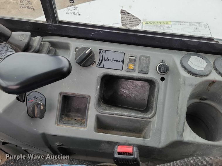 image for item NO9866 2017 Bobcat E50 mini excavator