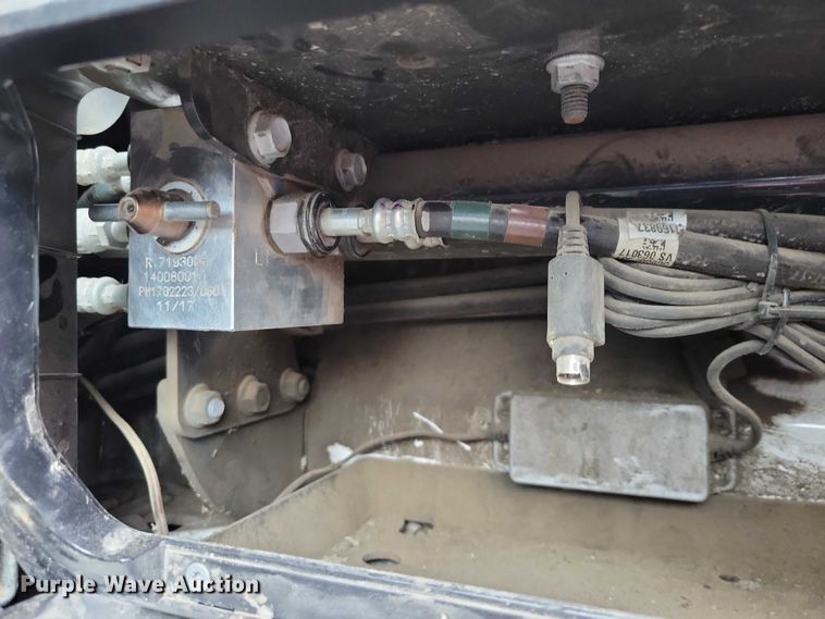 image for item NO9866 2017 Bobcat E50 mini excavator