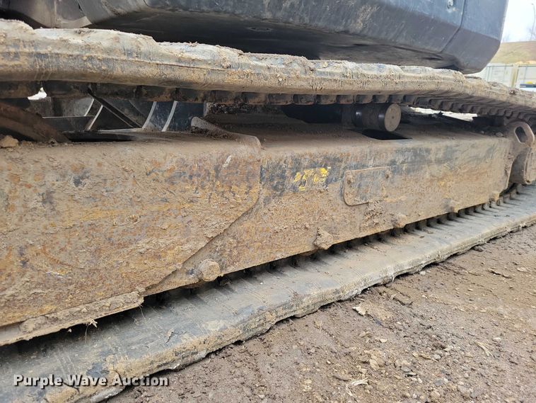 image for item NO9866 2017 Bobcat E50 mini excavator