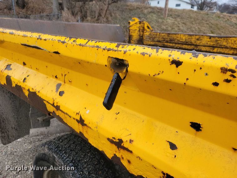 image for item NO9868 2005 Ford F350 dump bed pickup truck