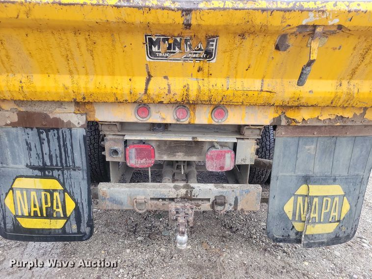 image for item NO9868 2005 Ford F350 dump bed pickup truck