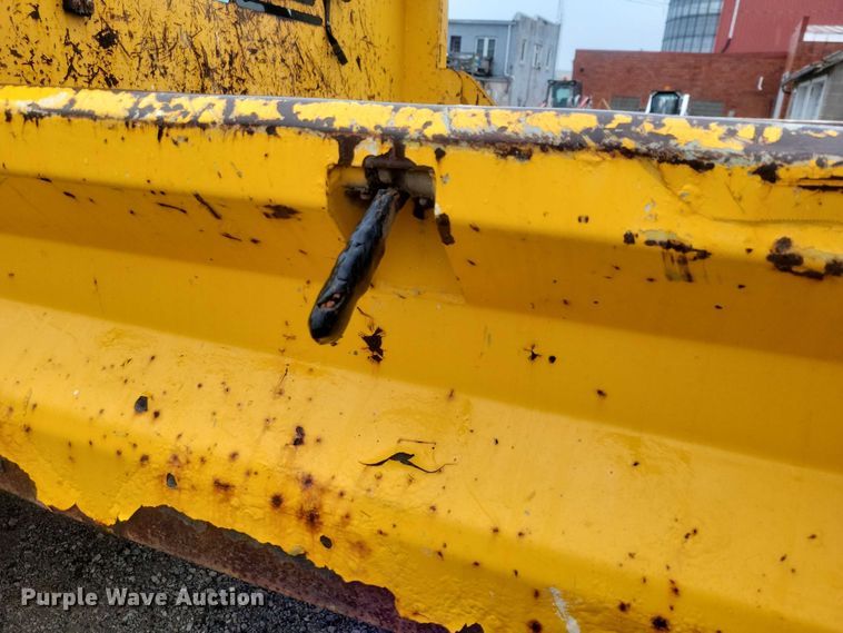 image for item NO9868 2005 Ford F350 dump bed pickup truck