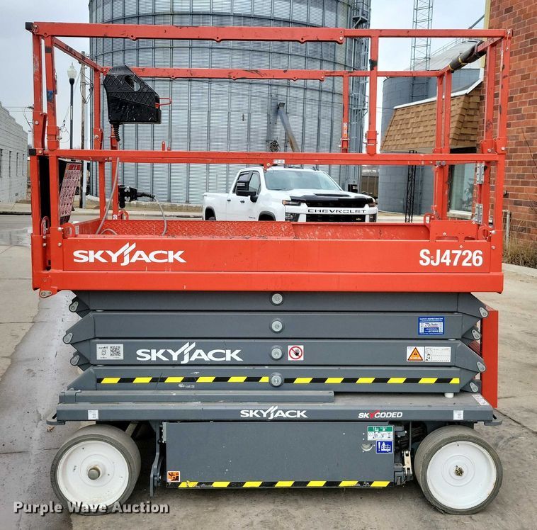 image for item NO9869 2020 SkyJack SJ4726 scissor lift