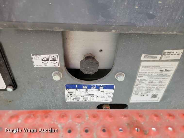 image for item NO9869 2020 SkyJack SJ4726 scissor lift