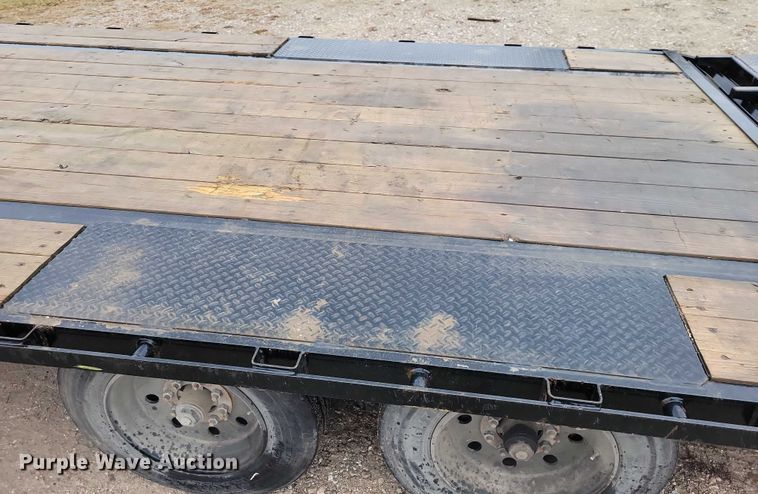 image for item NO9872 2022 BigTex 16GN equipment trailer