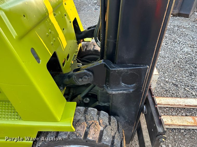 image for item OE9265 Clark GCX25 forklift