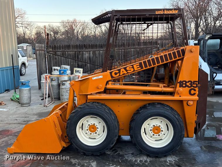 image for item OE9266 1980 Case 1835 C skid steer loader