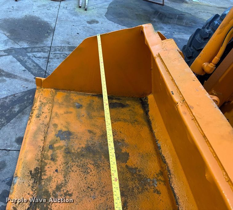 image for item OE9266 1980 Case 1835 C skid steer loader