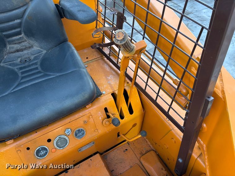 image for item OE9266 1980 Case 1835 C skid steer loader