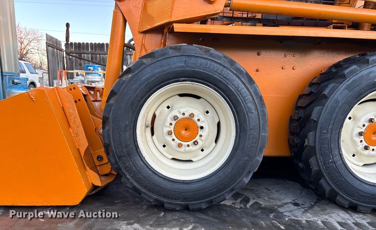 image for item OE9266 1980 Case 1835 C skid steer loader