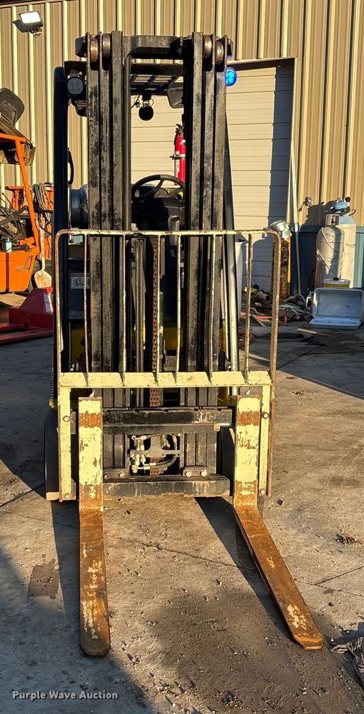 MONTACARGAS YALE VERACITOR40VX