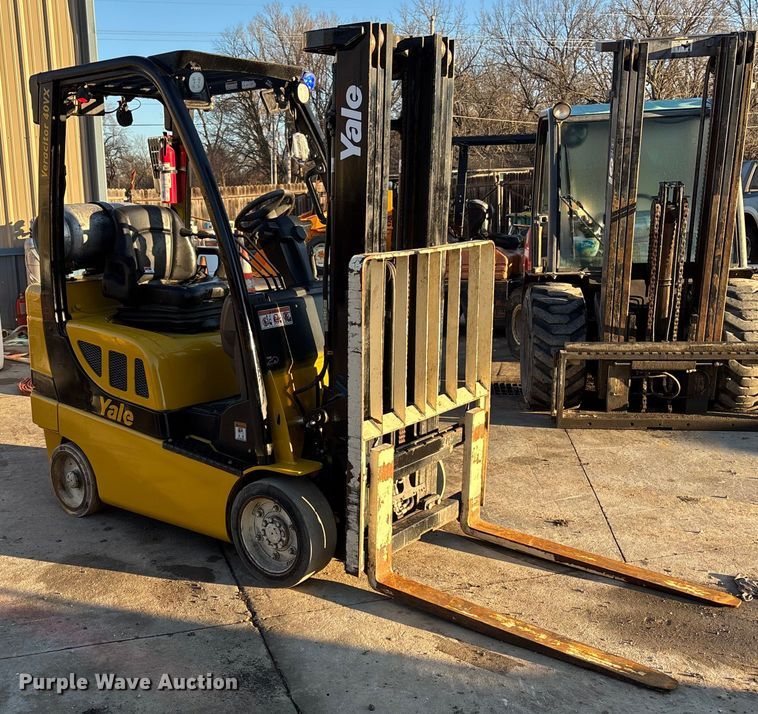 MONTACARGAS YALE VERACITOR40VX