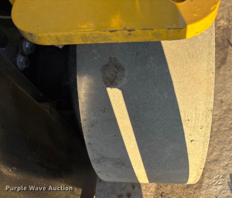 image for item OE9273 Yale Veracitor 40VX forklift